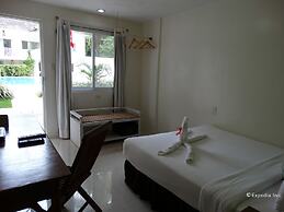Momo Beach House