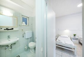 Le Mirage Hotel