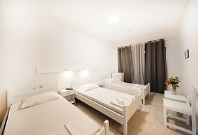 Le Mirage Hotel