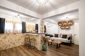 Mathraki Resort