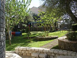 Mathraki Resort