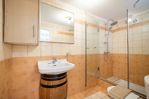 Mathraki Resort