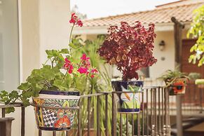 Alcazar Suites