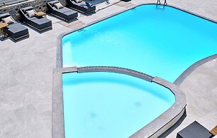 Liana Beach Hotel & Spa