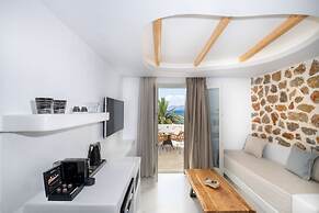 Liana Beach Hotel & Spa
