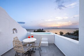 Liana Beach Hotel & Spa