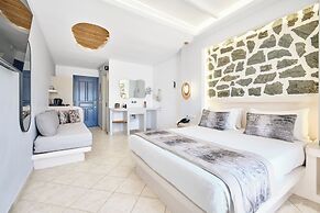 Liana Beach Hotel & Spa