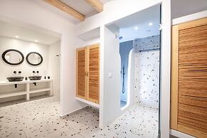 Liana Beach Hotel & Spa