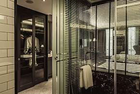 WEIL Hotel