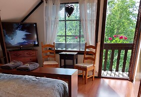 Cronin's Guesthouse B&B