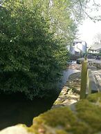 The Barley Sheaf Inn