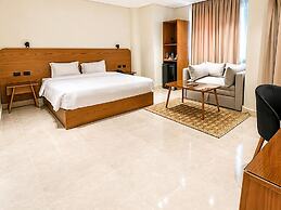 NewCity Hotel & Suites