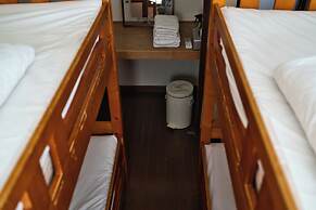 Iza Kamakura Guest House & Bar - Hostel