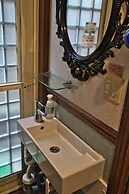 Iza Kamakura Guest House & Bar - Hostel