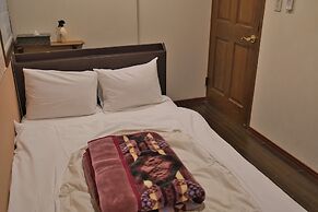 Iza Kamakura Guest House & Bar - Hostel