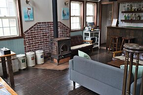 Iza Kamakura Guest House & Bar - Hostel