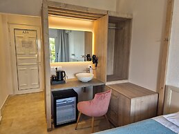 Morfeas Hotel