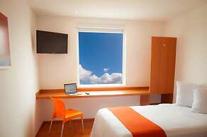 One Monclova Hotel