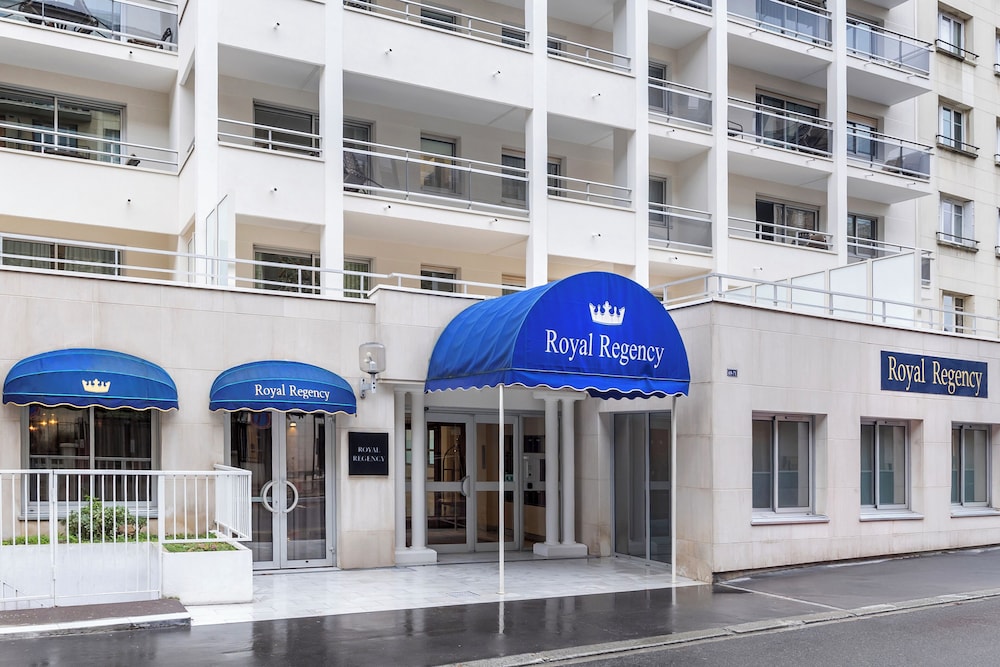 Royal Regency Paris Vincennes