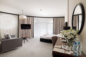 Diune Hotel