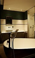 Lee Design Hotel