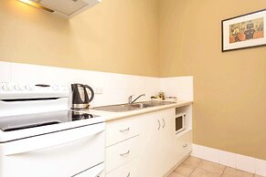Globe Apartments