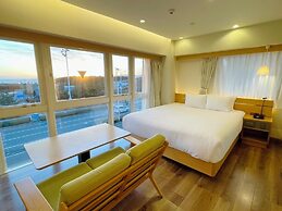Breath Hotel