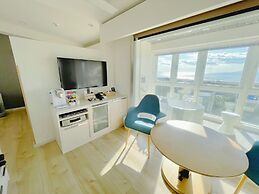 Breath Hotel
