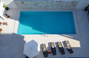 La Playa Condo
