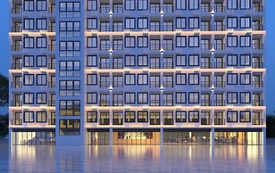 L-Seven Hotel