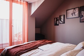 The Circus Hotel