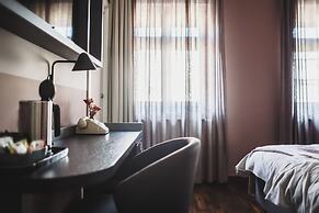 The Circus Hotel