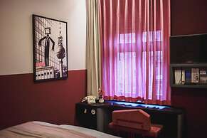 The Circus Hotel