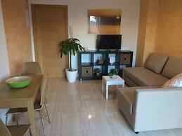 Life Apartments Alameda Colon
