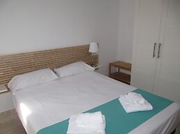 Life Apartments Alameda Colon