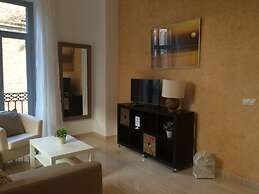 Life Apartments Alameda Colon