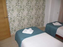 Life Apartments Alameda Colon