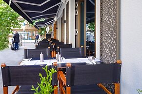 Bayer 89 Vi Vadi Hotel