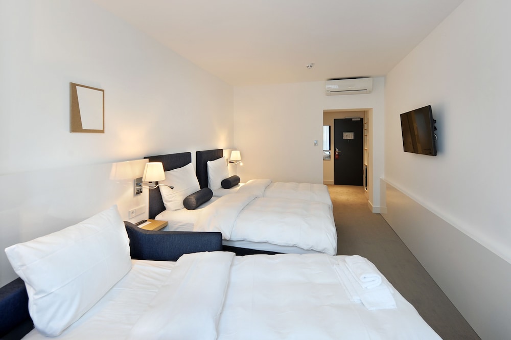 Bayer 89 Vi Vadi Hotel