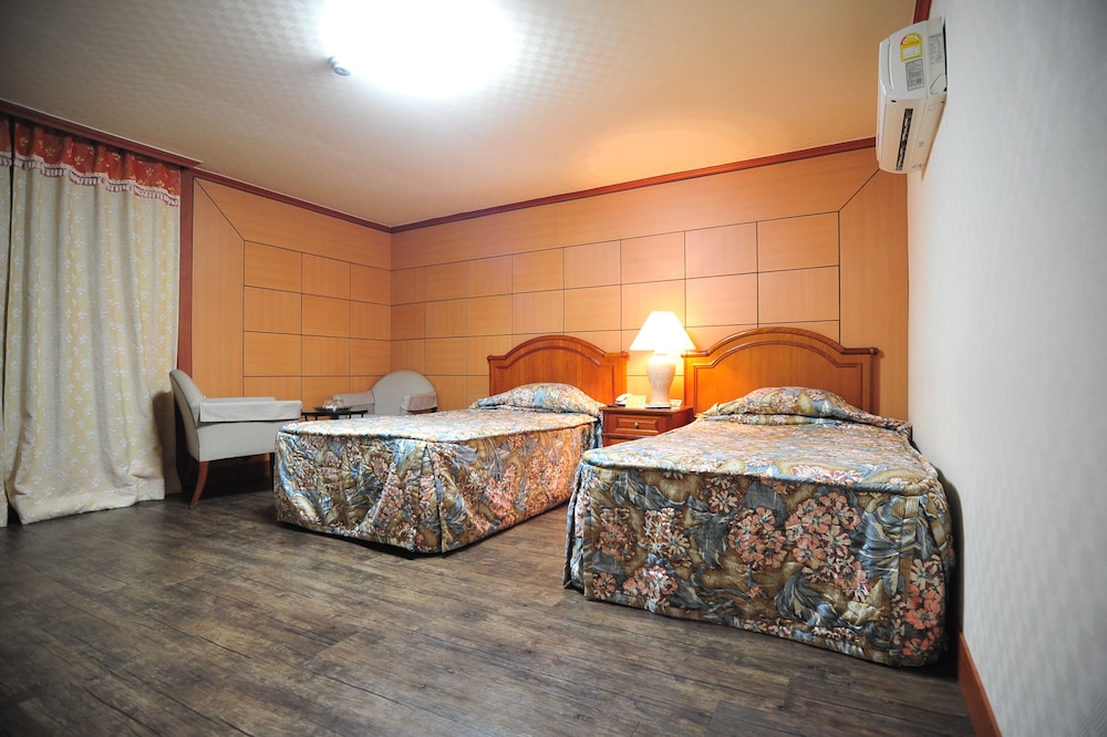 Kyungha Spa Hotel