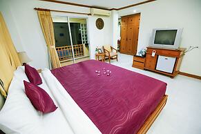 Hua Hin White Villa