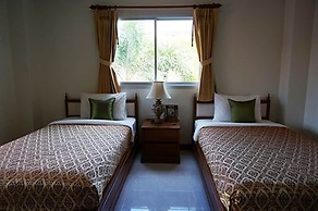 Hua Hin White Villa
