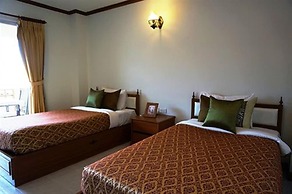 Hua Hin White Villa