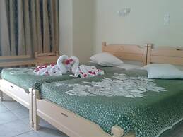 Zephyros Hotel