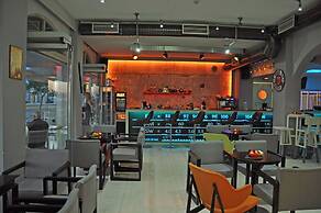 Zephyros Hotel