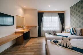 iCheck inn Central Patong