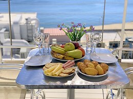 Kassavetis Center - Hotel Studios & Apartments