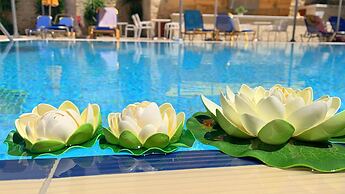Kassavetis Center - Hotel Studios & Apartments
