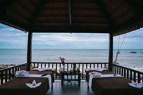 Sea Sense Resort