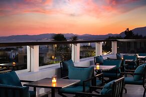 Eagles Nest Hotel